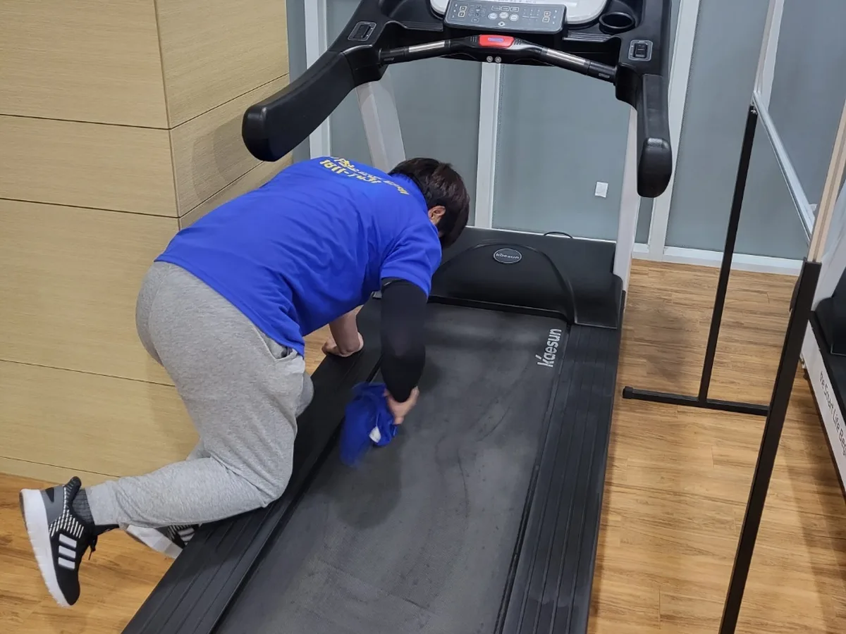 서해구 공촌동 피트니스 라커 검사실 위생청소 사례 - 행진크린